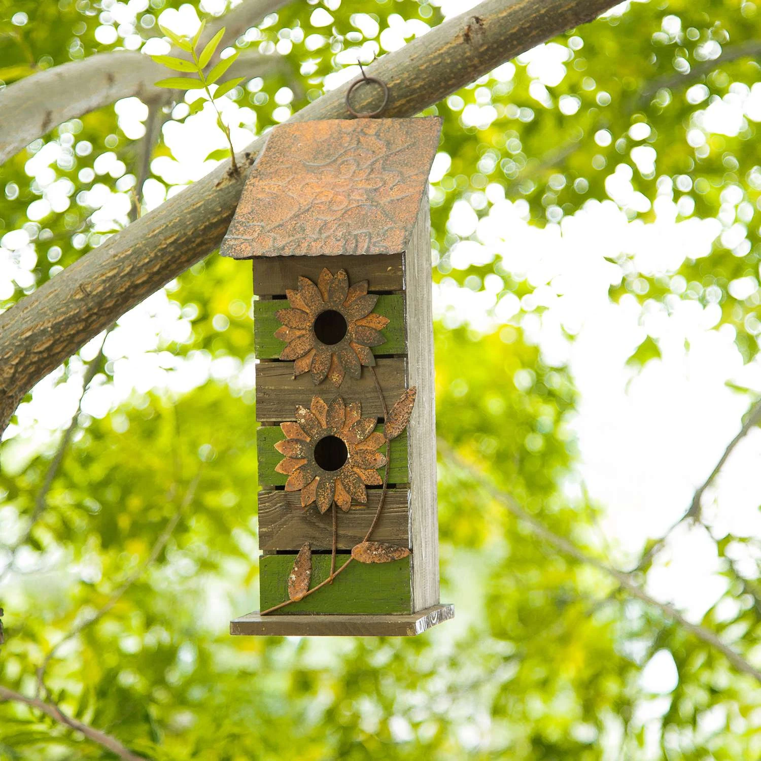 Glitzhome 14.45 In. H X 5.04 In. W X 5.31 In. L Metal And Wood Bird House 4 Glitzhome 14.45 In. H X 5.04 In. W X 5.31 In. L Metal And Wood Bird House - Image 4
